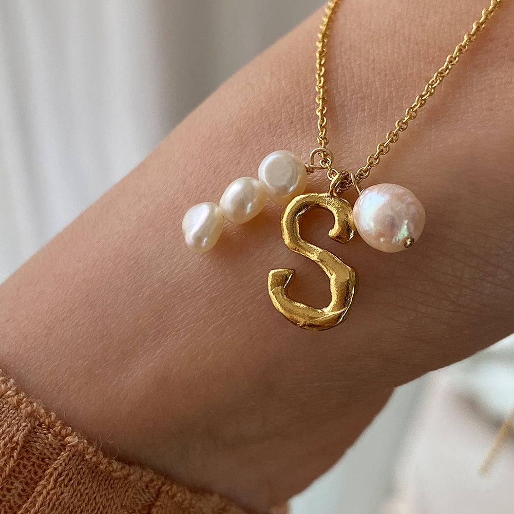 26 Letters, Pearl, Zircon Combination Handmade Necklace