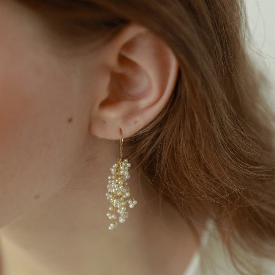 14k Gold Tassel Firework Pearl Earrings
