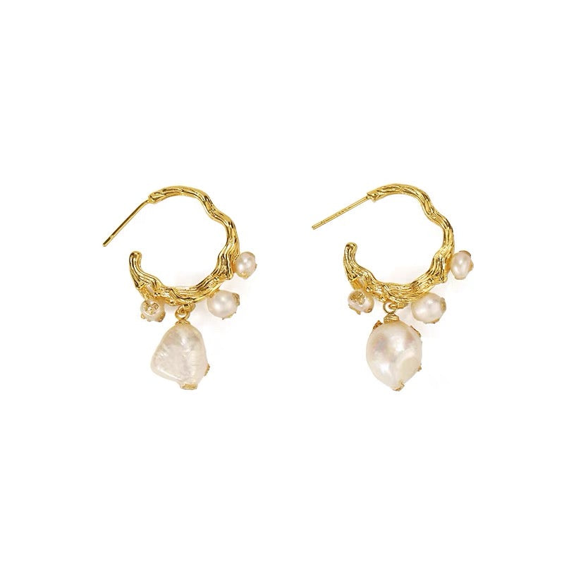 Baroque Pearl Gold C-Shaped Vintage Tassel Earrings