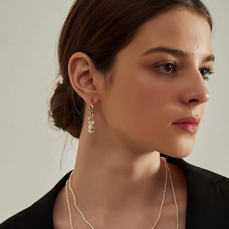 Influencer Program French Vintage Tassel Baroque Pearl Earrings