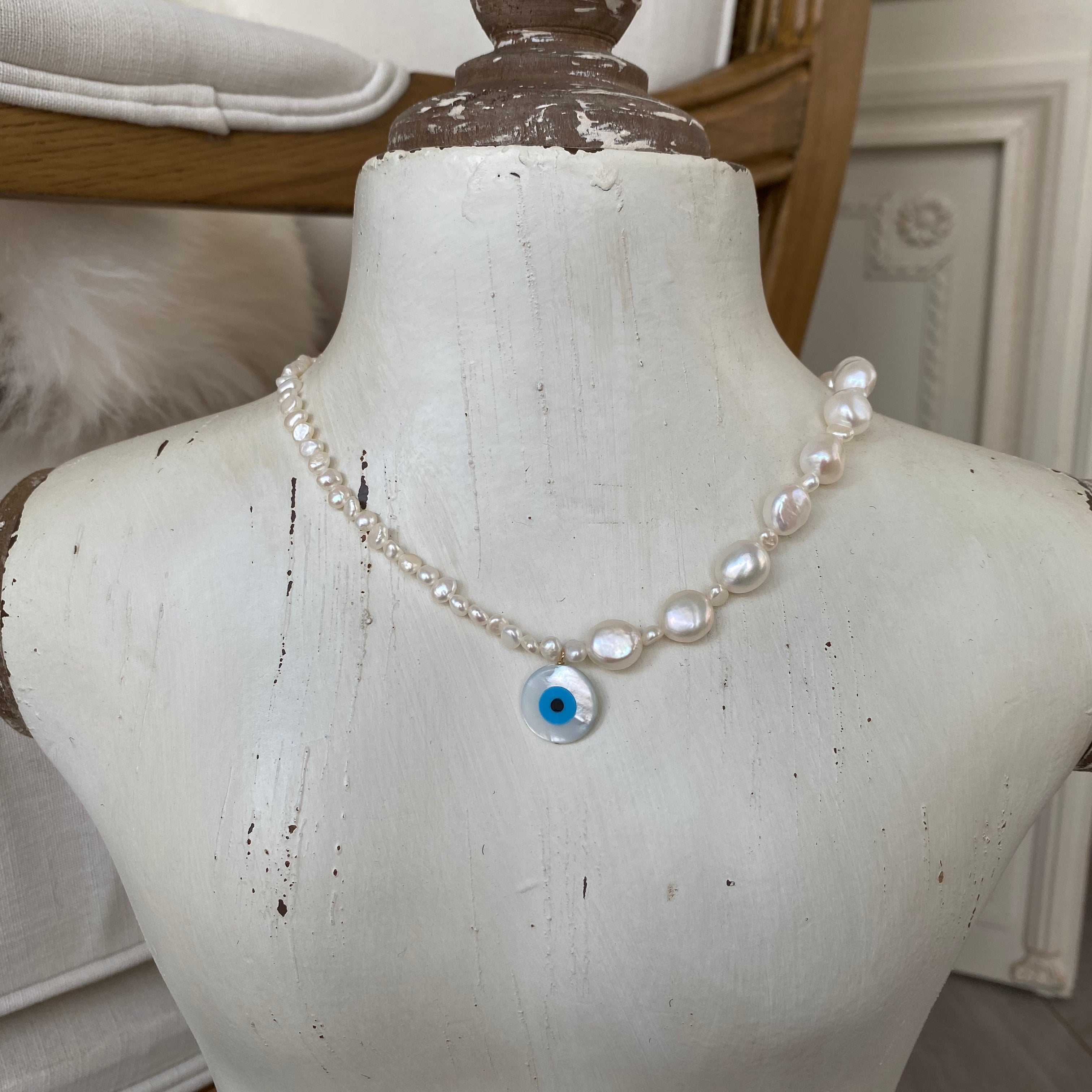 Natural White Butterfly Shell & Natural Pearl Devil's Eye Handmade Necklace