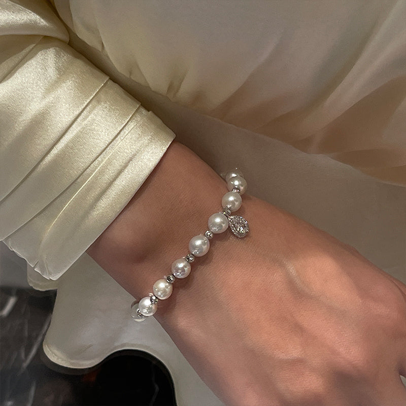 Shiny Drop pendant Natural Pearl Handmade Bracelet