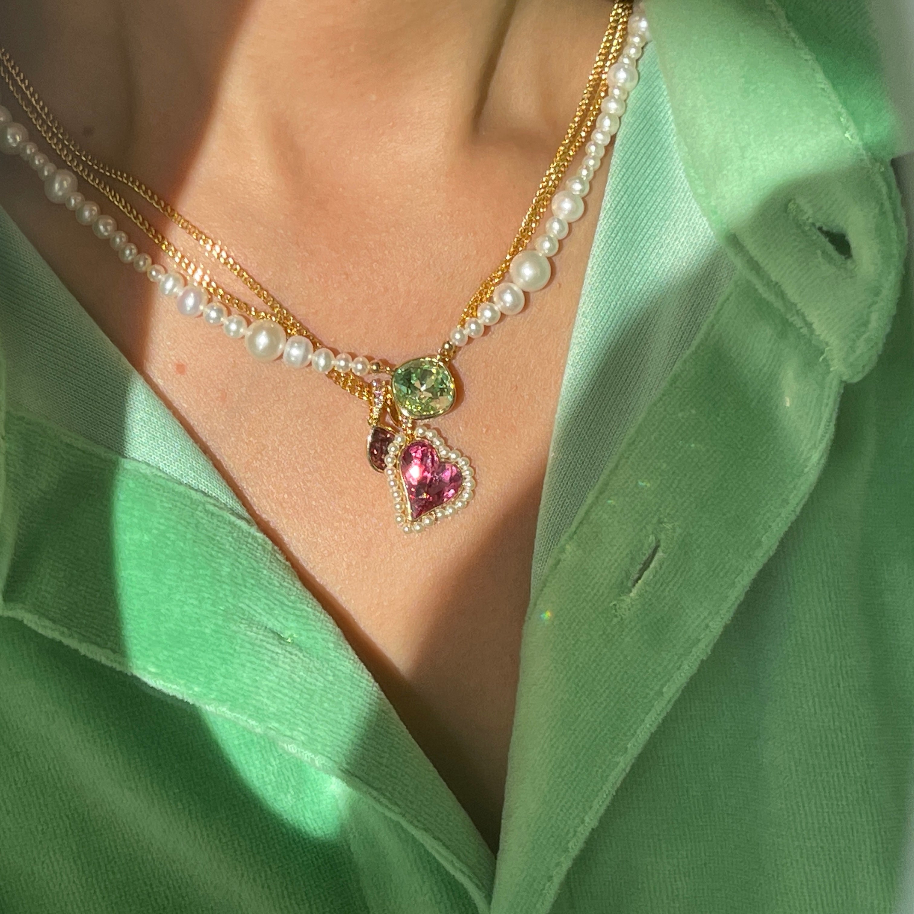 Influencer Program f Collection of Barbie's Jewelry- Girls' Heart-Dazzling Gemstones and Baroque Pearl Necklaces