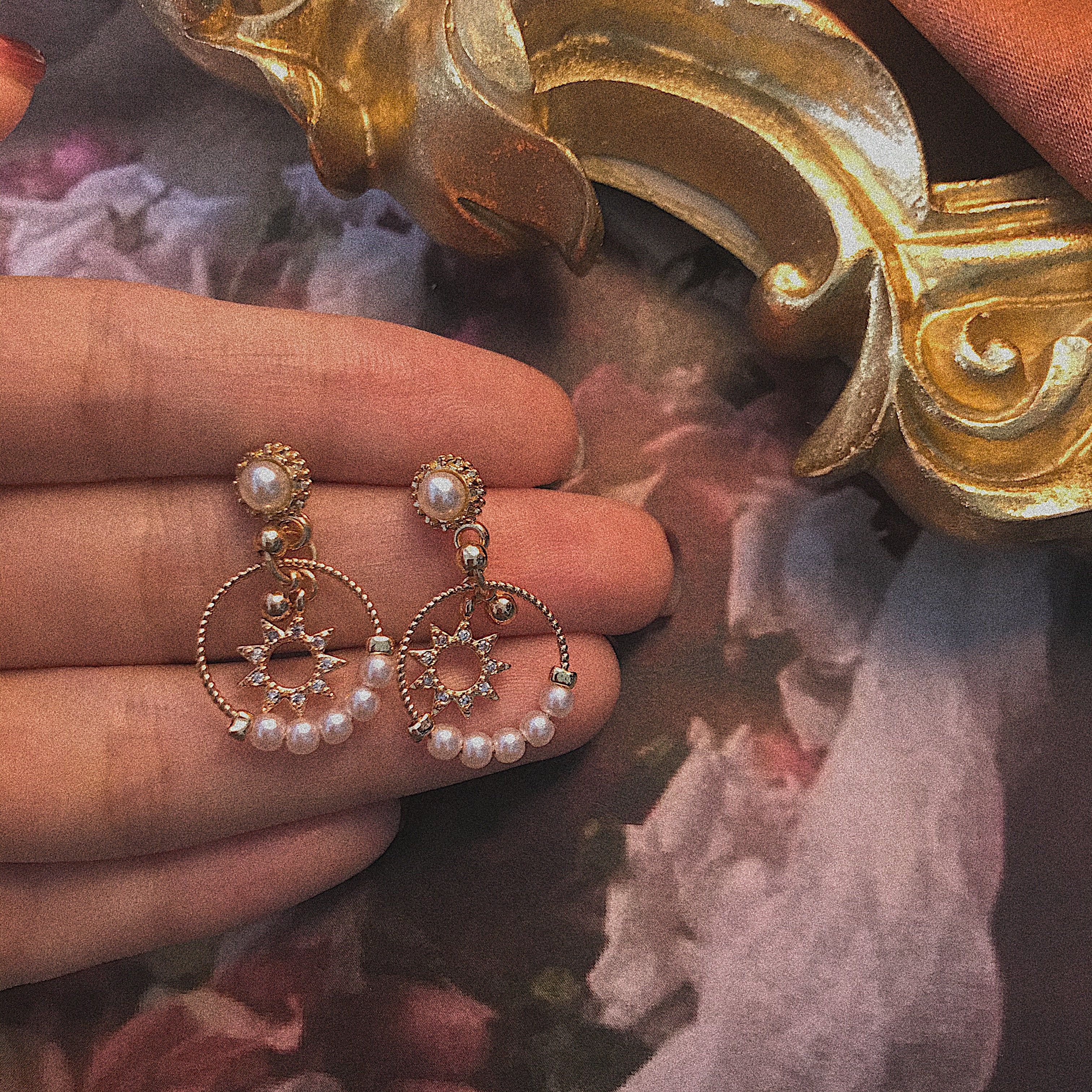 Vintage Baroque Pearl Ear Clips