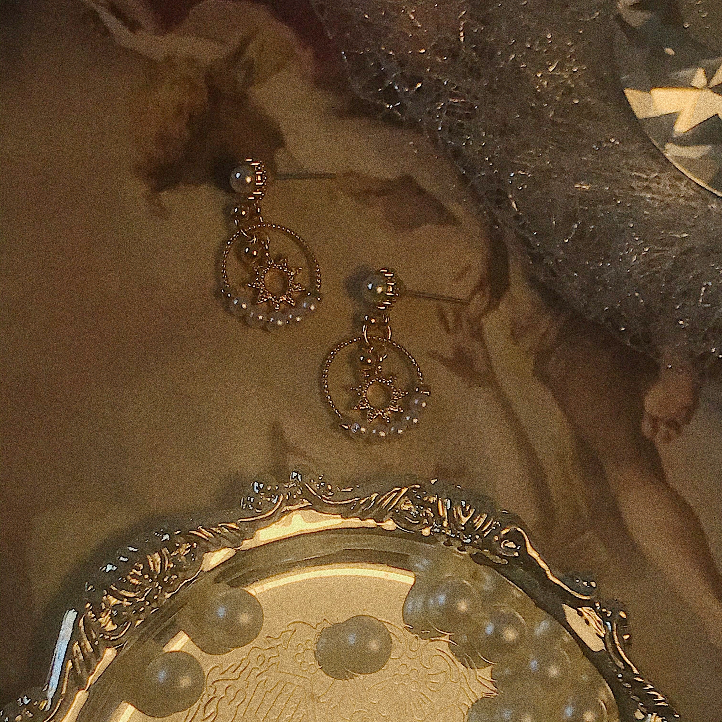 Vintage Baroque Pearl Ear Clips
